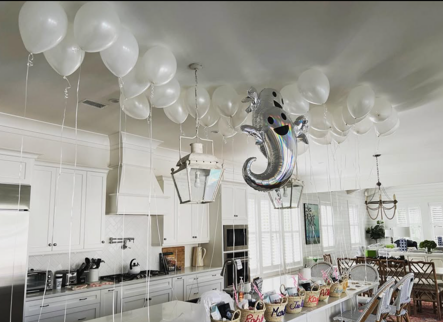 Pearl White Latex Balloon (11 Inch)