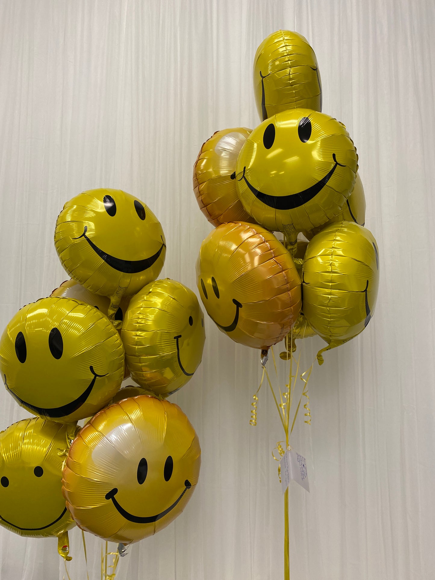 Yellow Smiley Face Gift Bouquet (7 Balloons)